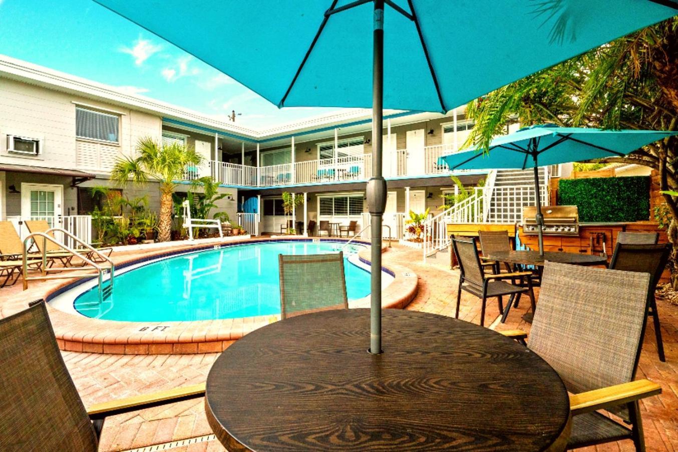 Boutique Beach Retreat St. Pete Beach Eksteriør billede