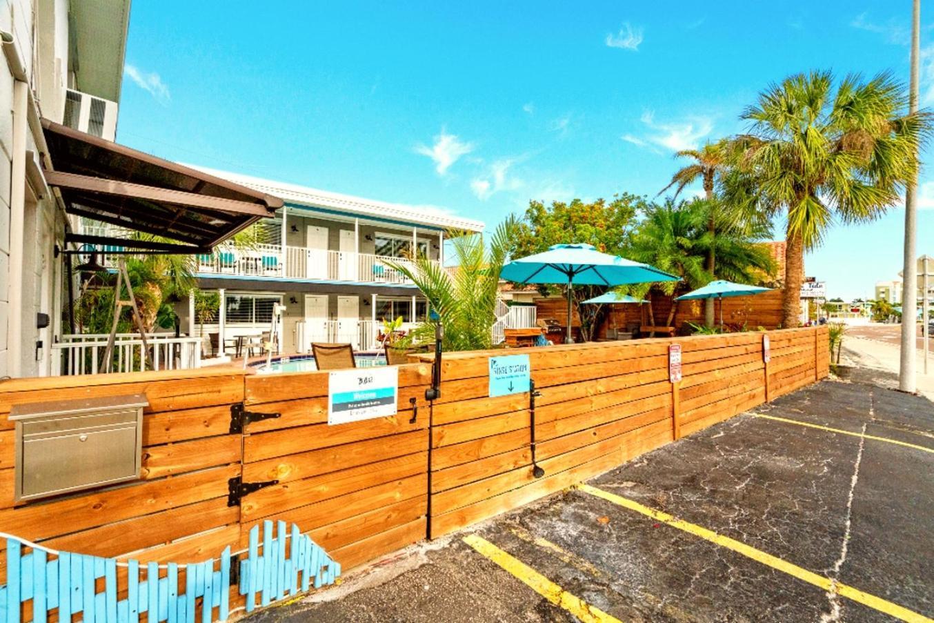 Boutique Beach Retreat St. Pete Beach Eksteriør billede