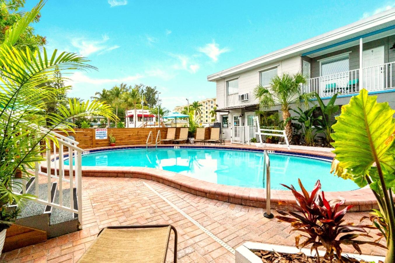 Boutique Beach Retreat St. Pete Beach Eksteriør billede