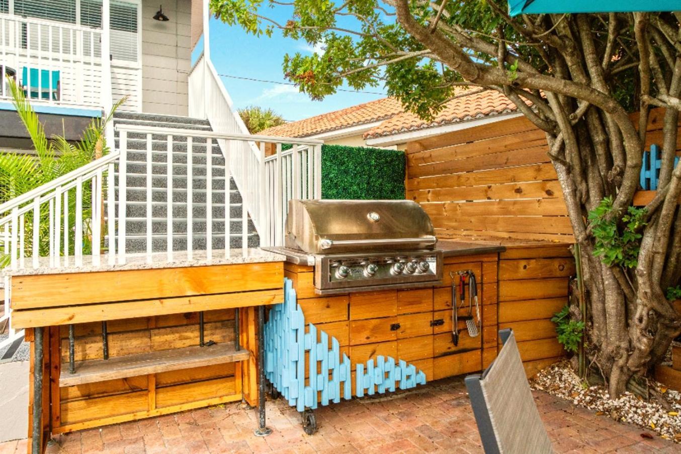 Boutique Beach Retreat St. Pete Beach Eksteriør billede